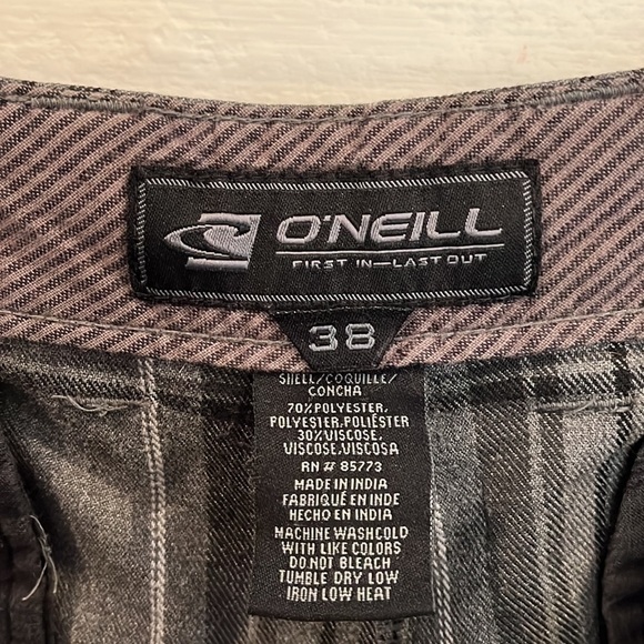 O’Neill cloth shorts. Size 38. 20B - Picture 5 of 5